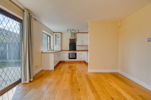 Kitchen/Diner- click for photo gallery